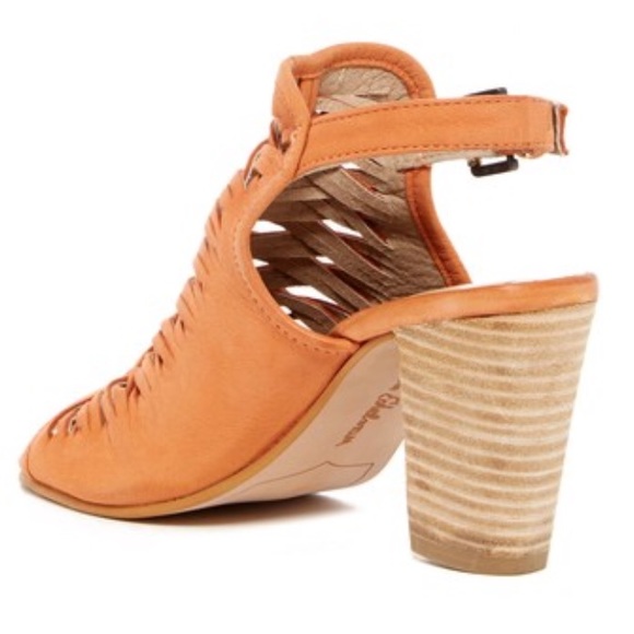 Sam Edelman Holly Bootie - Picture 2 of 7